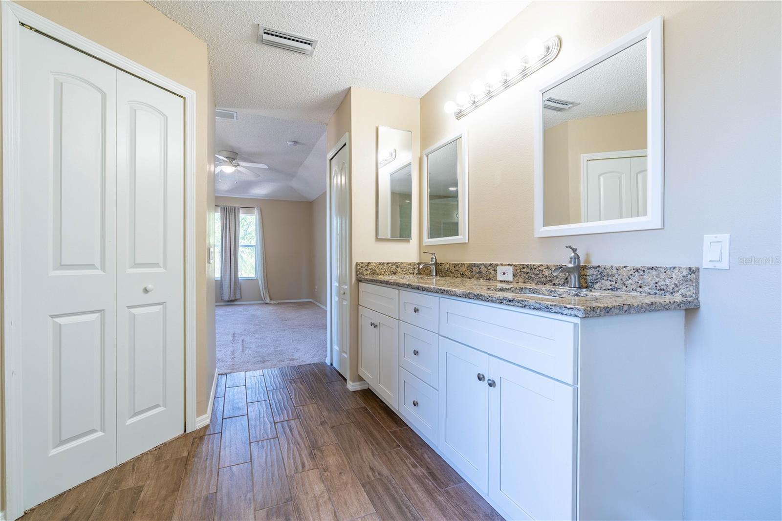 OAK GLEN SUB - Residential