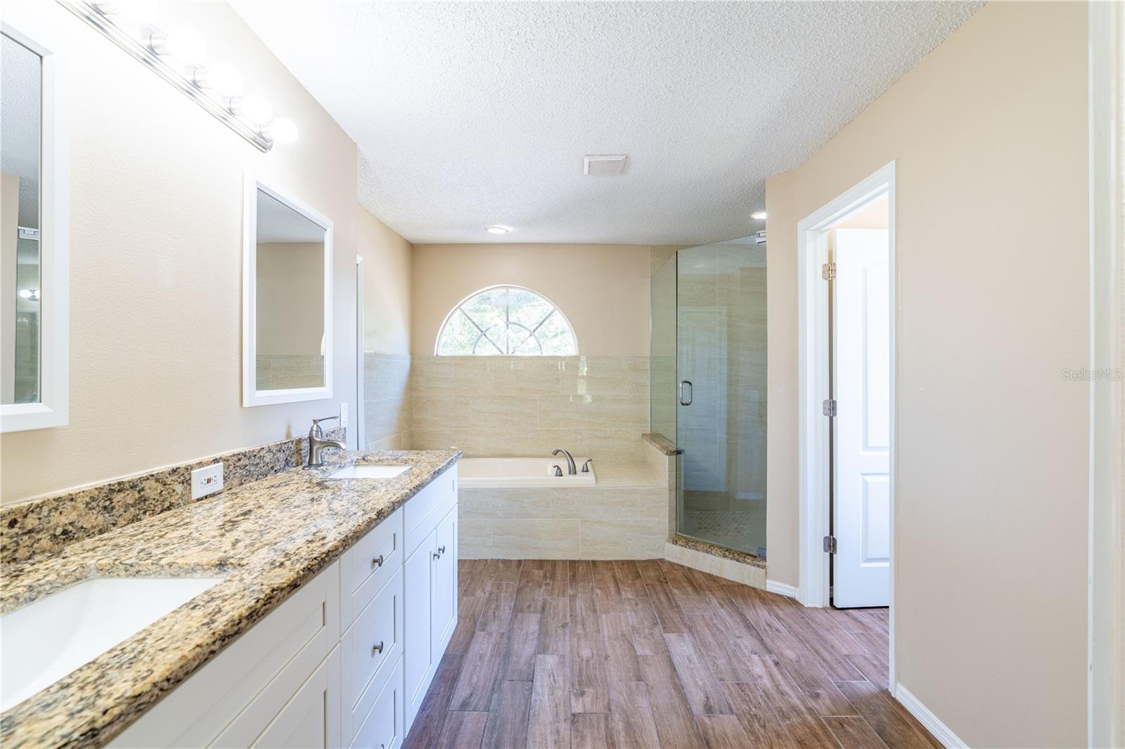 OAK GLEN SUB - Residential