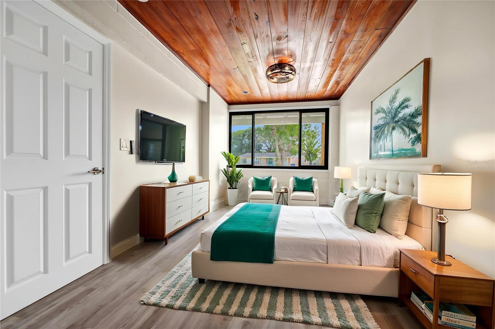 SUNNY SHORES - Residential