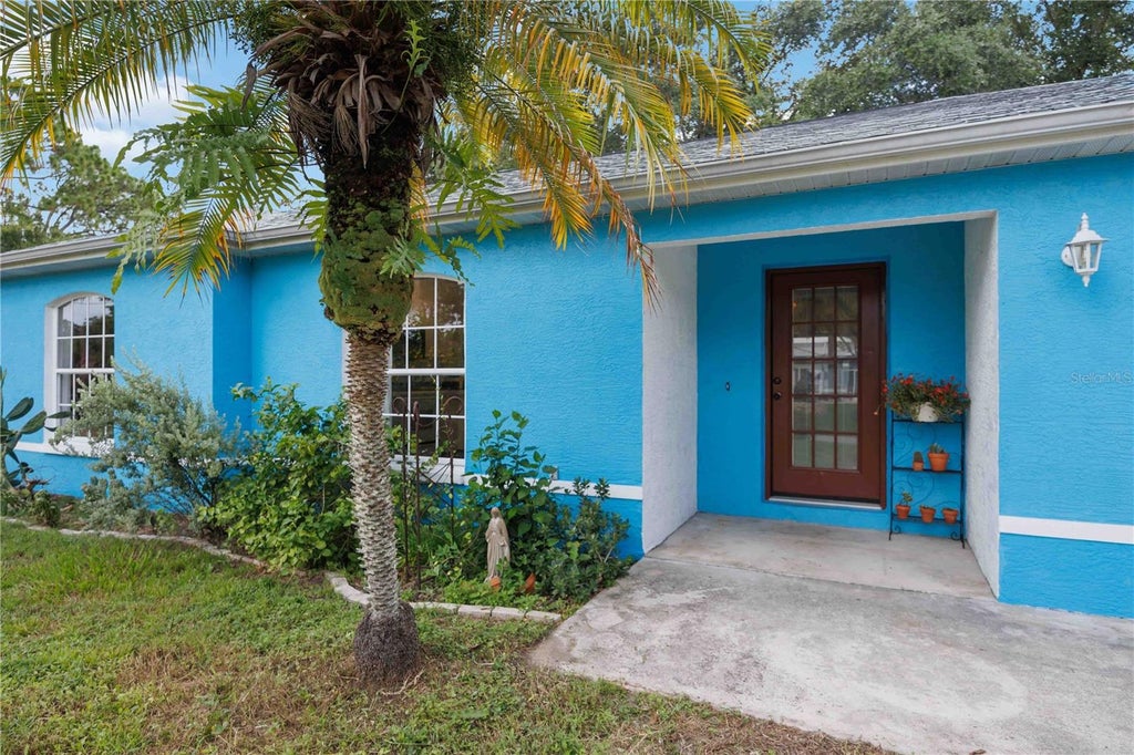 Photo of 1738 Mackinaw Street, North Port, FL 34286 (MLS # N6144734)