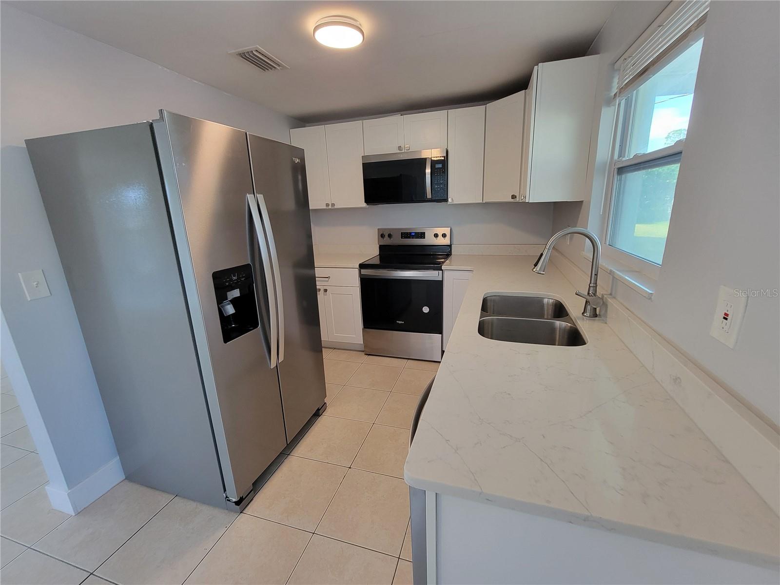 AQUI ESTATE UNIT 01 - Residential Lease