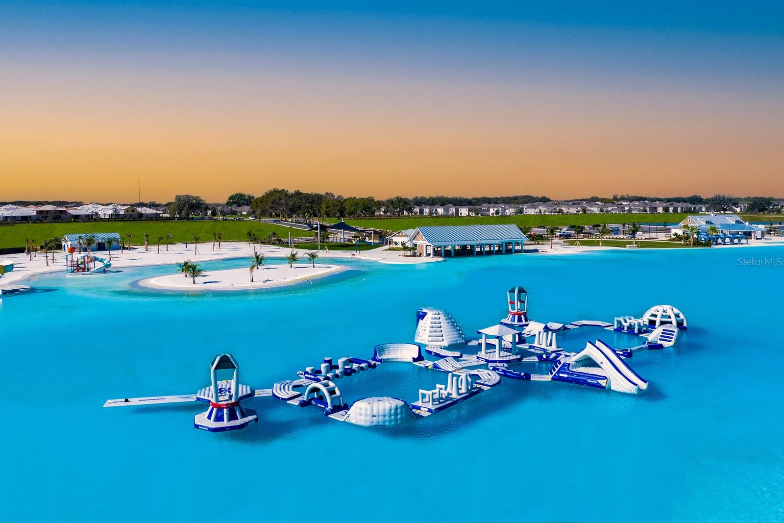 MIRADA TOWNHOMES - Residential