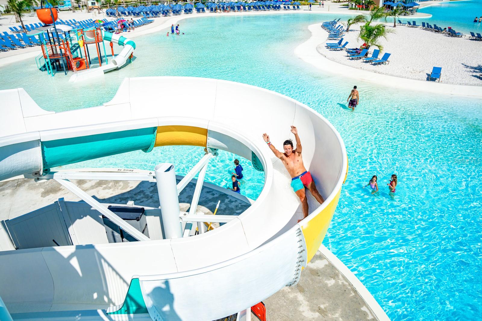 MIRADA TOWNHOMES - Residential