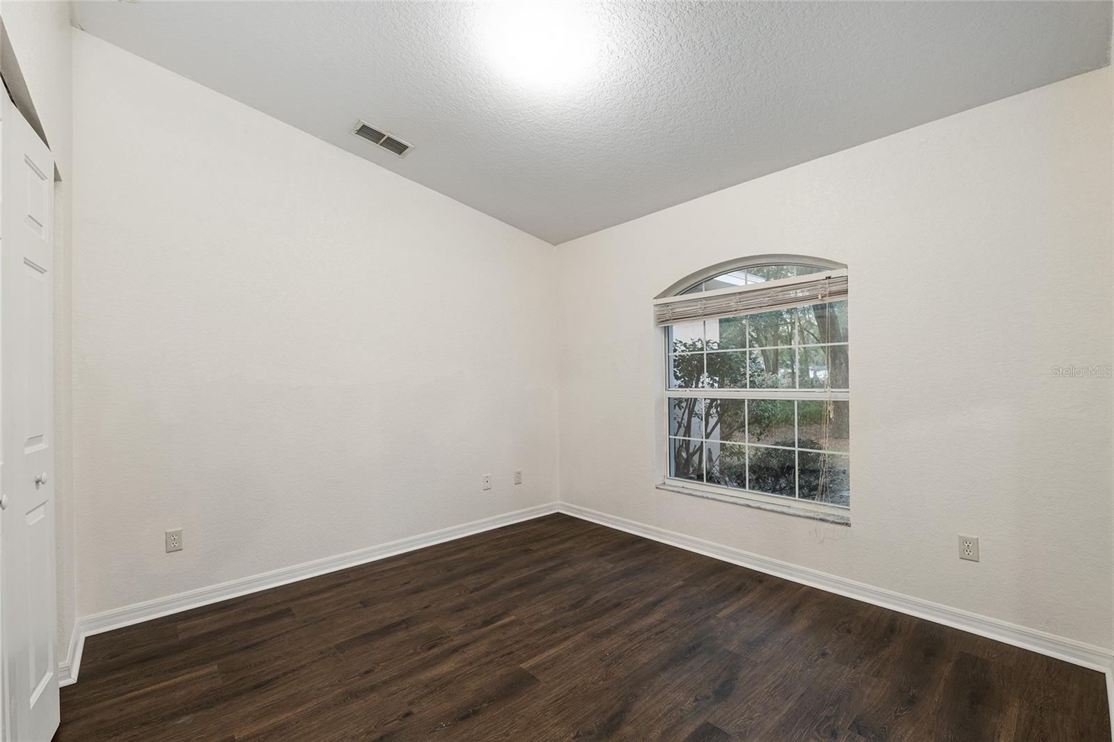 LA CASTA ESTATES - Residential