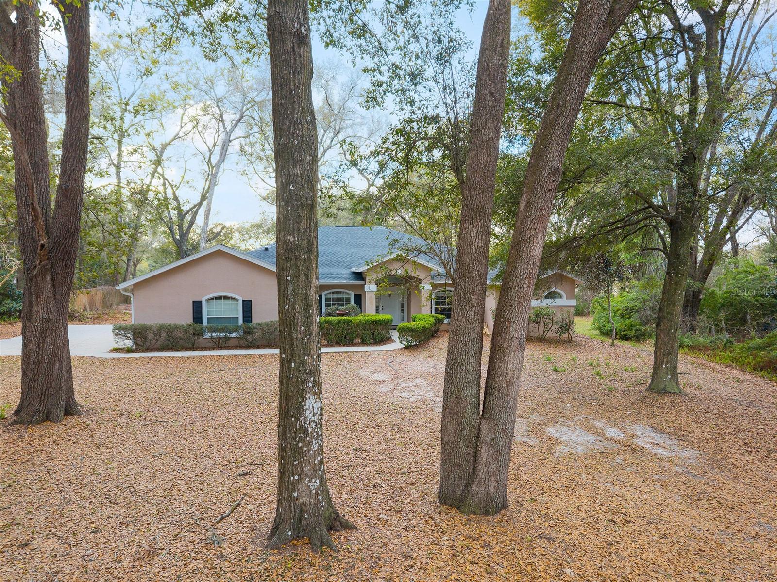 LA CASTA ESTATES - Residential