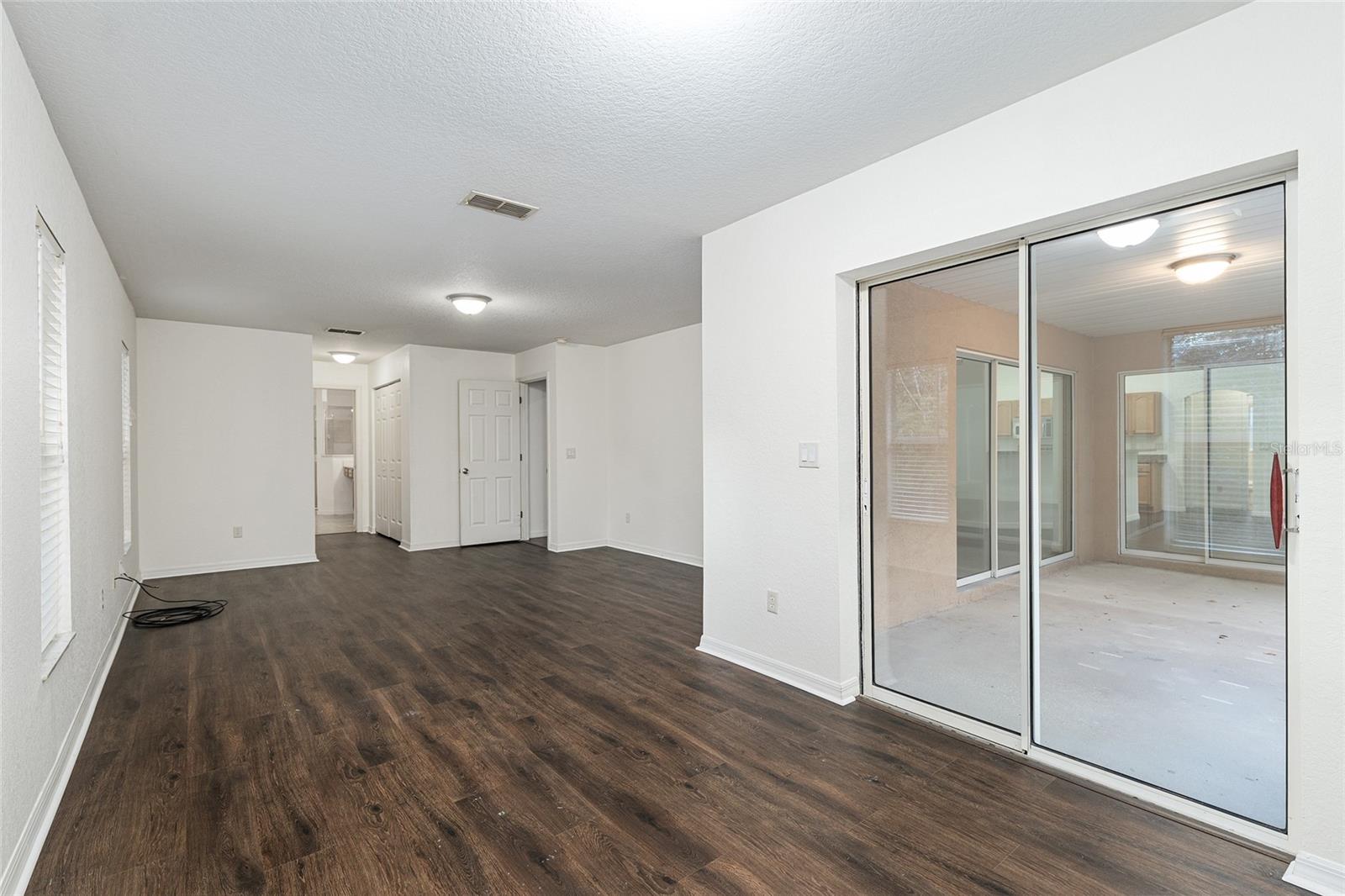 LA CASTA ESTATES - Residential