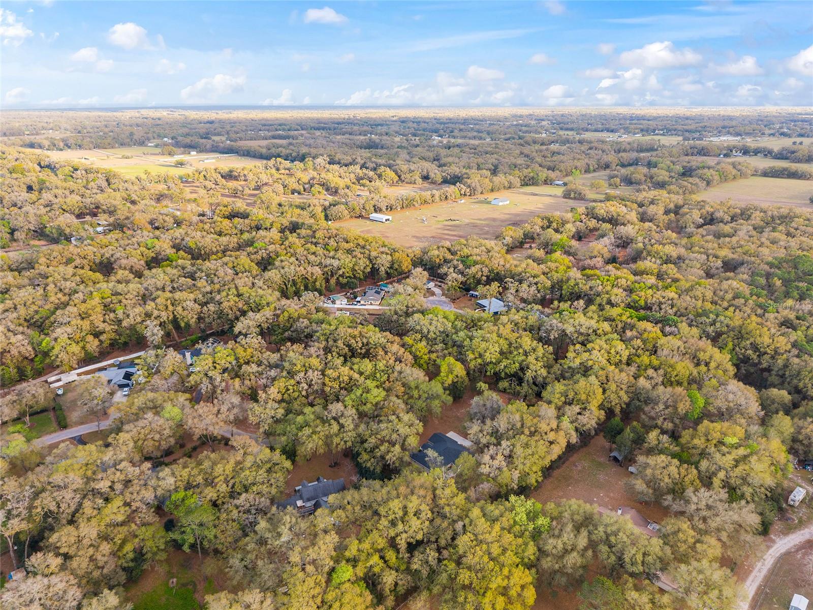 LA CASTA ESTATES - Residential