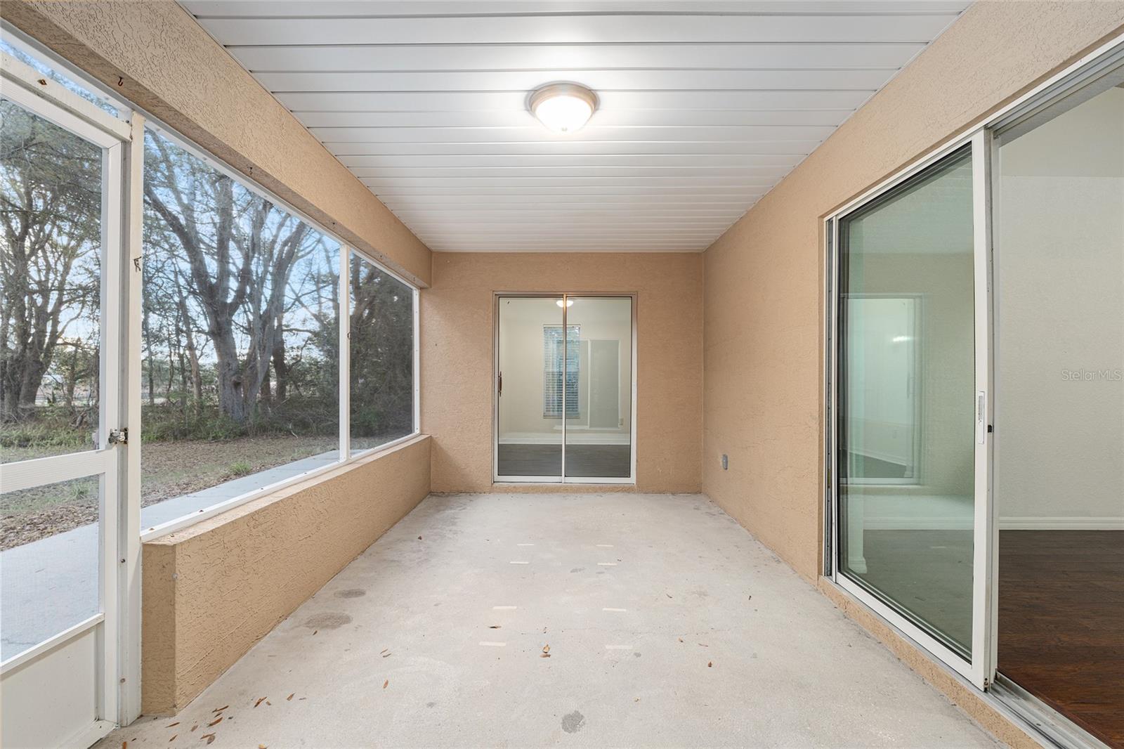 LA CASTA ESTATES - Residential