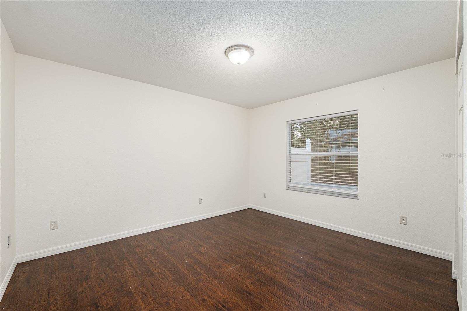 LA CASTA ESTATES - Residential