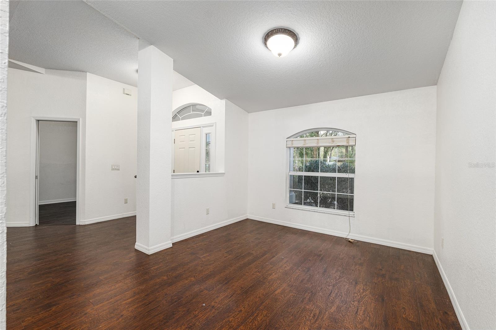 LA CASTA ESTATES - Residential