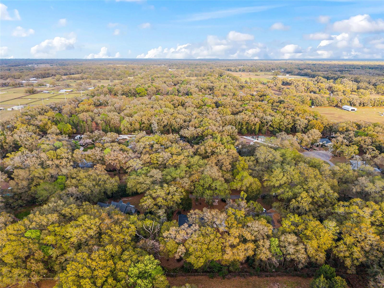 LA CASTA ESTATES - Residential