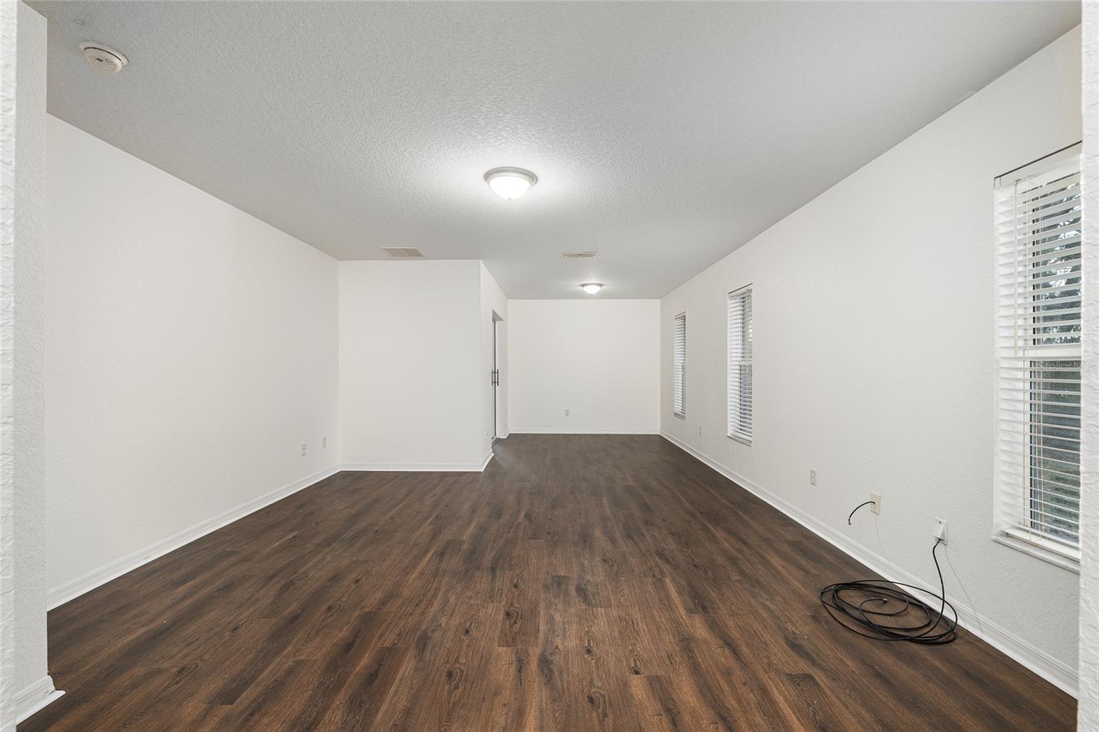 LA CASTA ESTATES - Residential