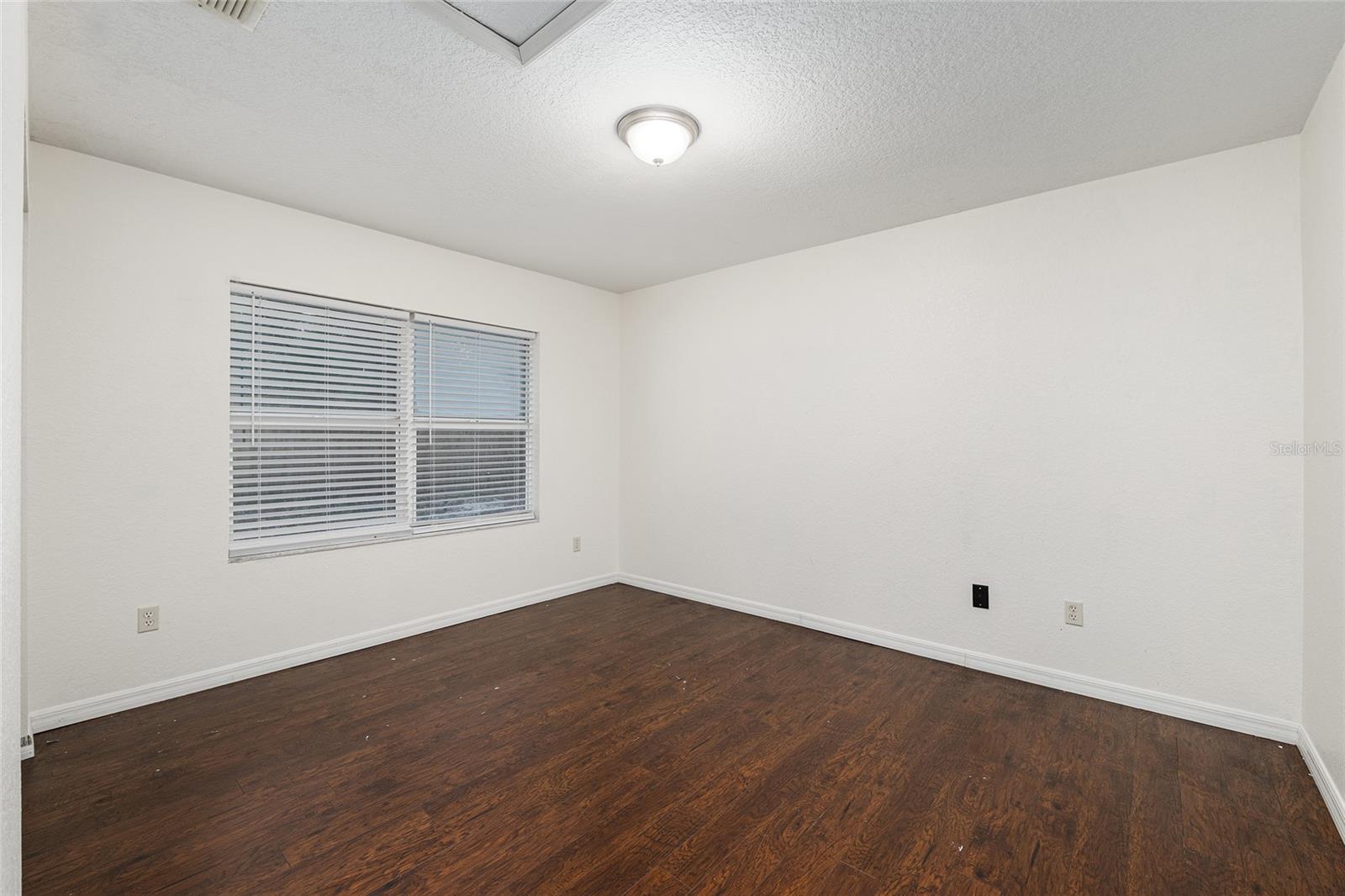 LA CASTA ESTATES - Residential