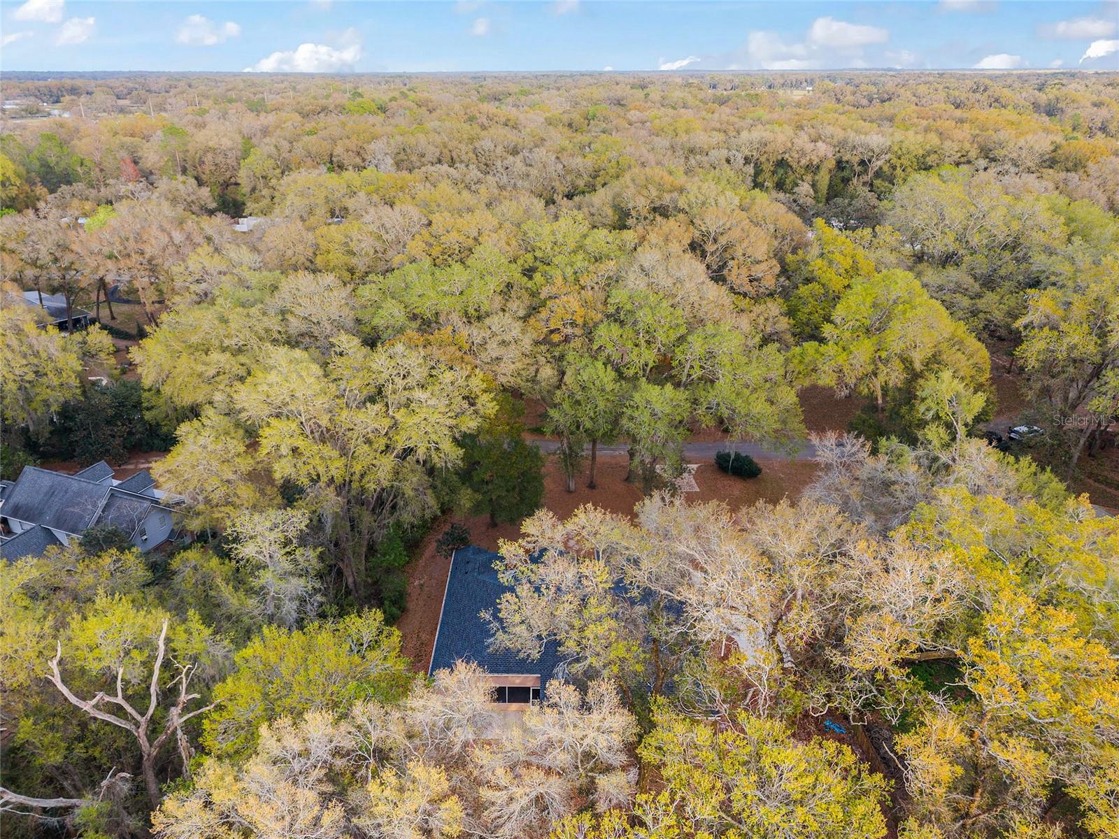 LA CASTA ESTATES - Residential