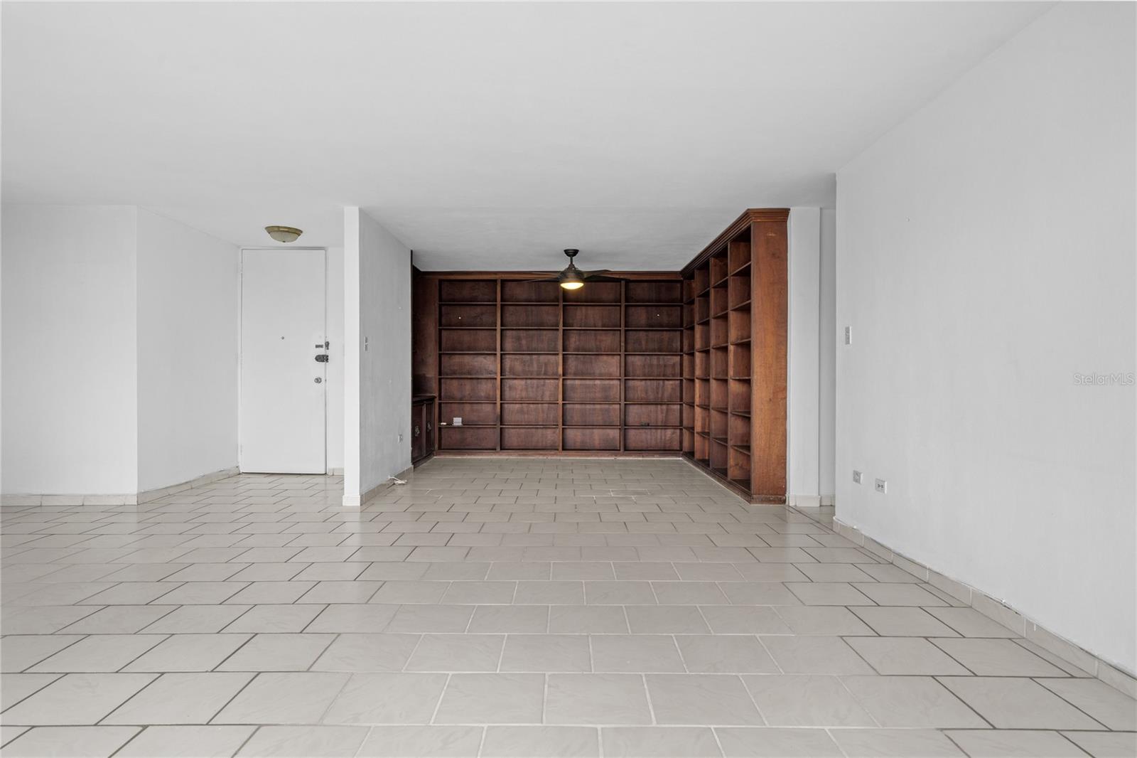 KINGS COURT 80 - Residential