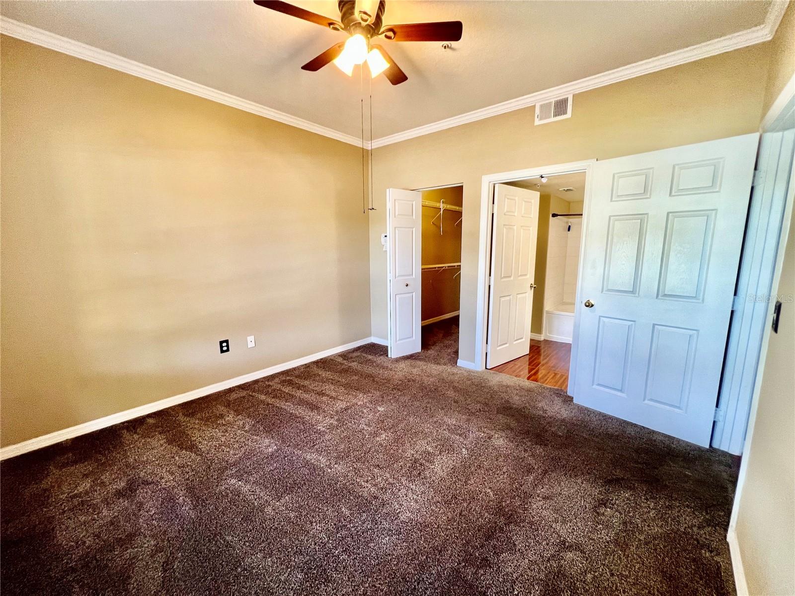 BEACHWAY CONDOS - Residential Lease