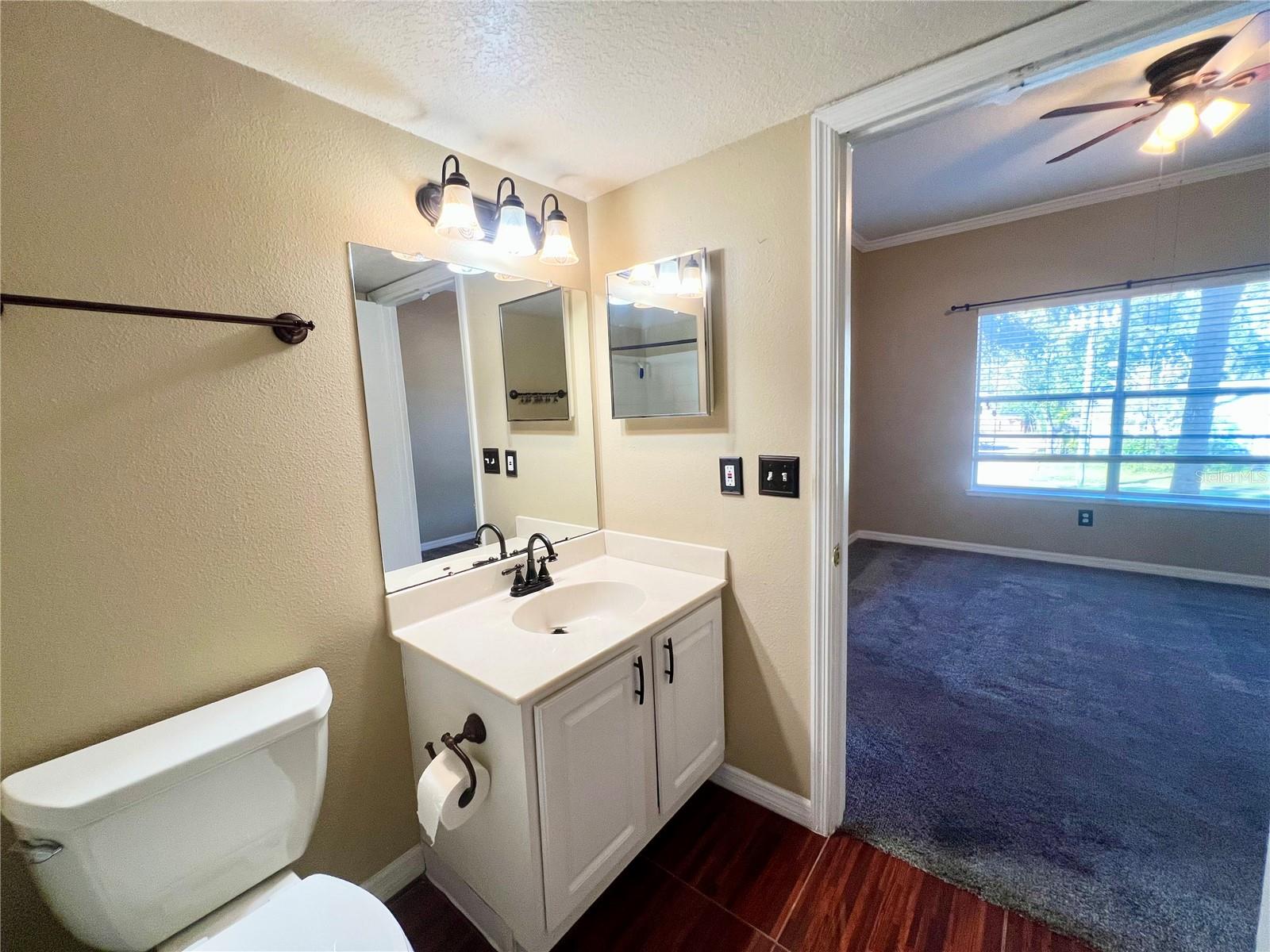 BEACHWAY CONDOS - Residential Lease