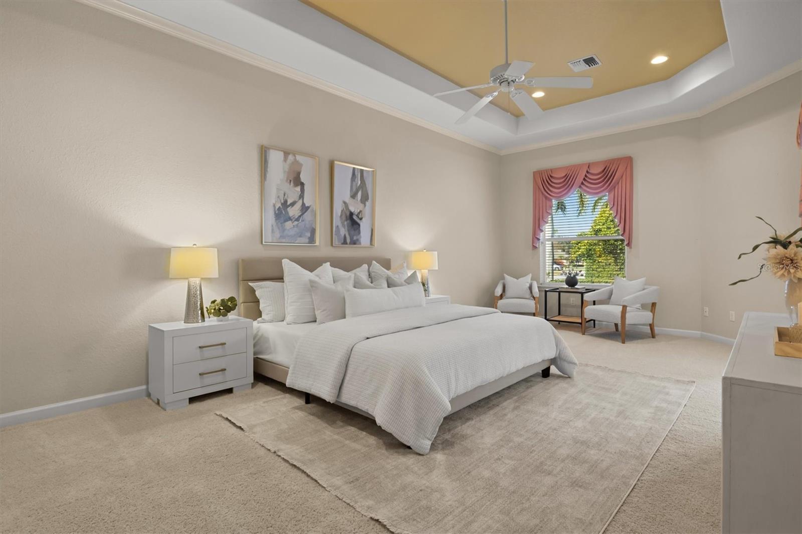 WOODPOINTE PH 01 - Residential