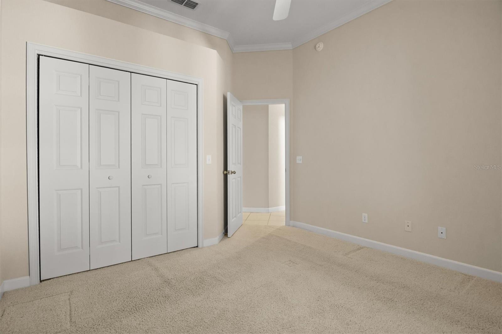 WOODPOINTE PH 01 - Residential