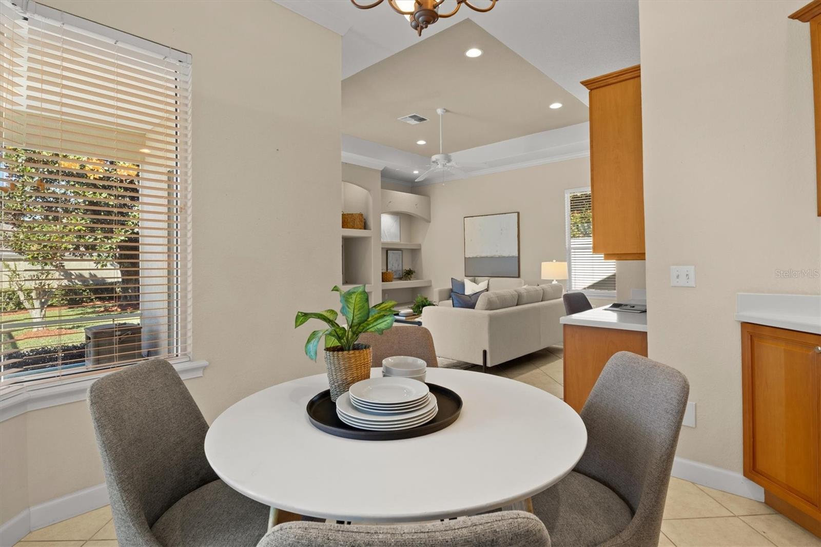 WOODPOINTE PH 01 - Residential