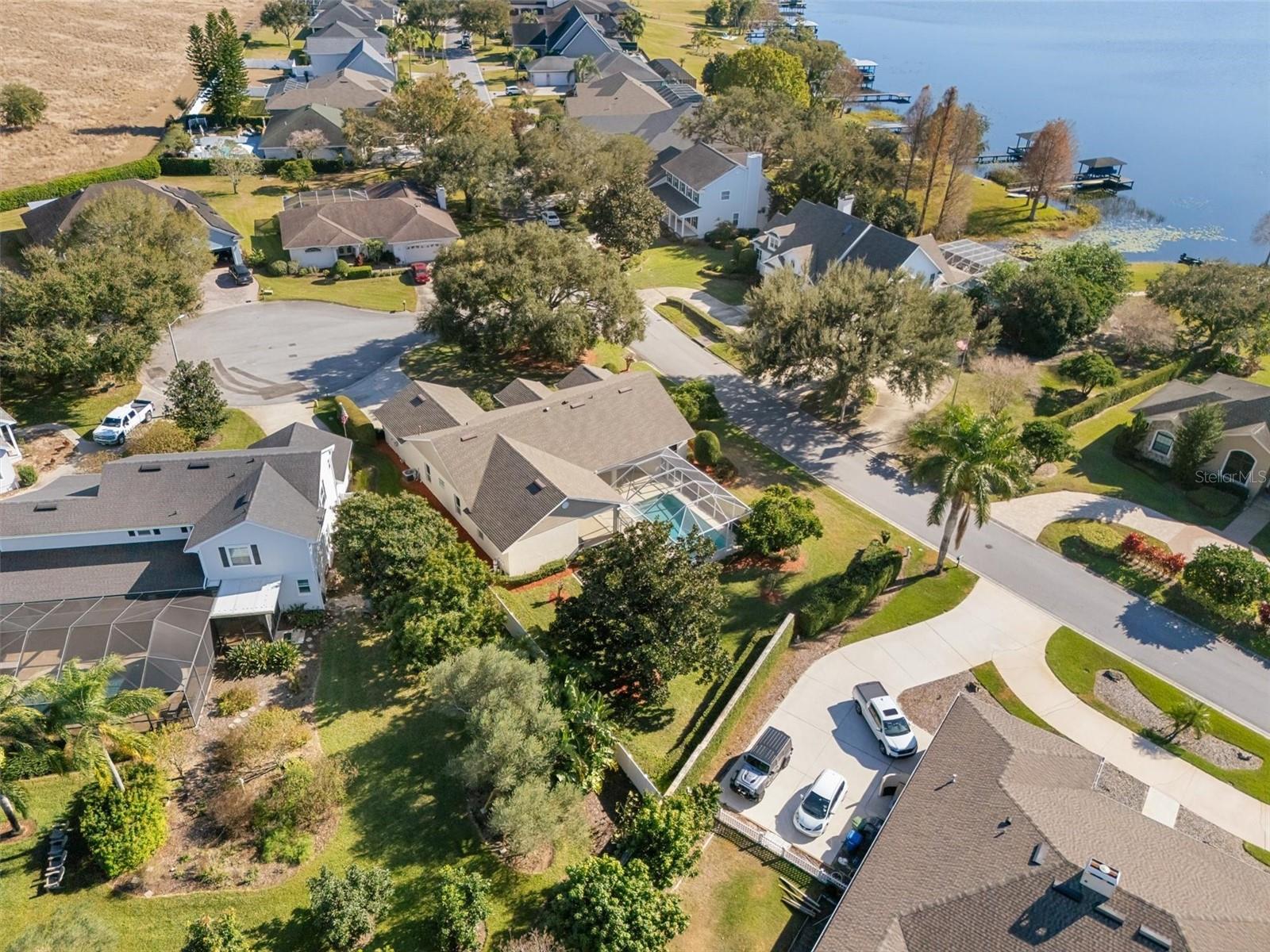 WOODPOINTE PH 01 - Residential