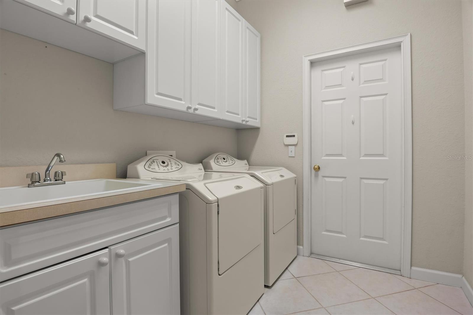 WOODPOINTE PH 01 - Residential