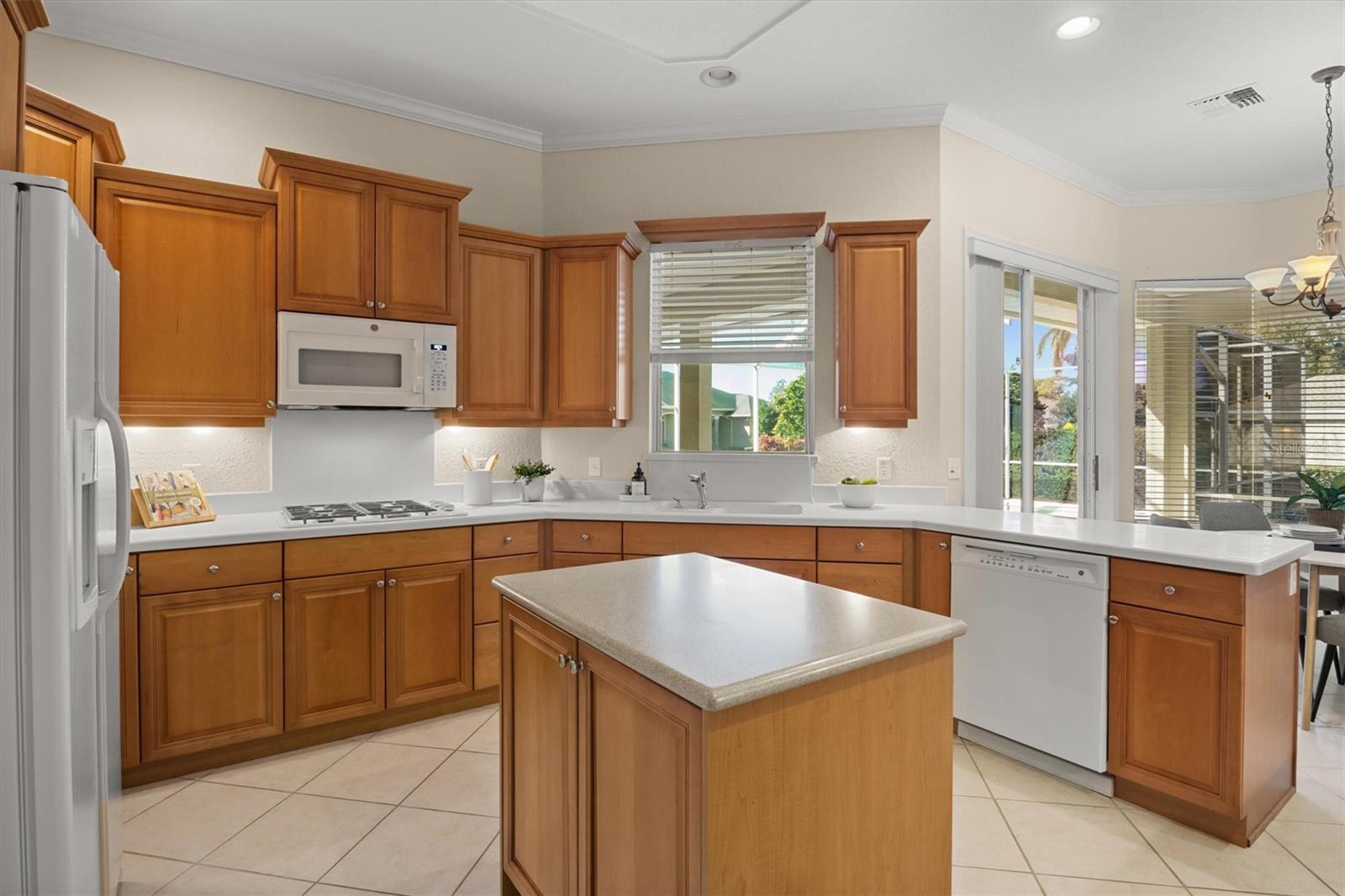 WOODPOINTE PH 01 - Residential