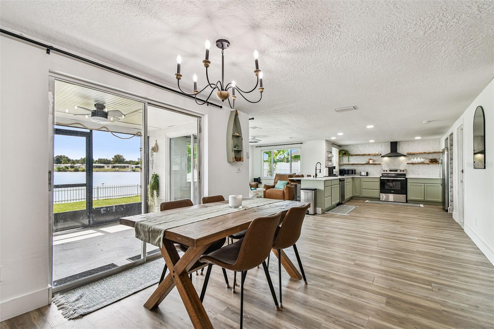 TAHITIAN DEV - Residential