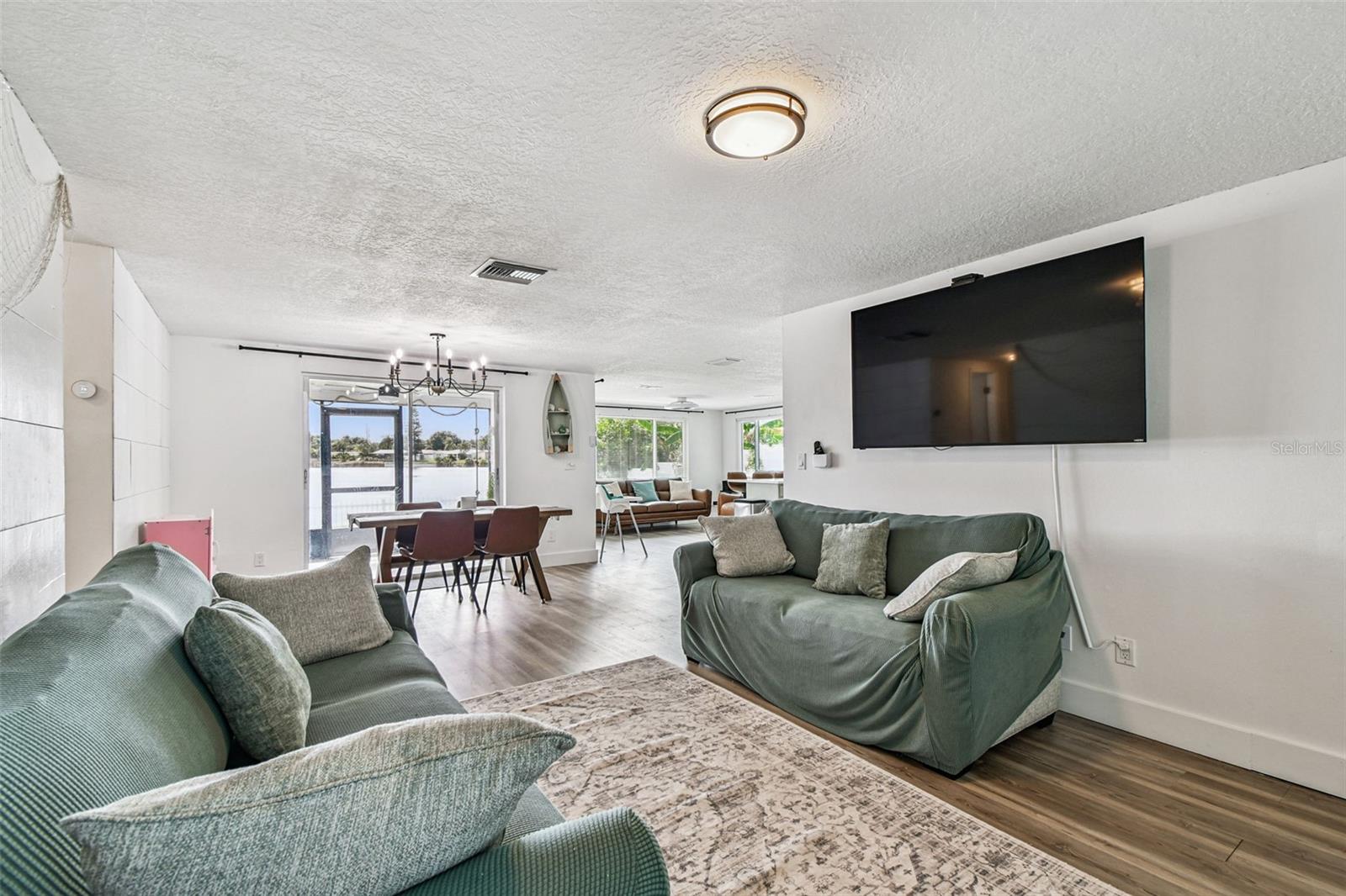 TAHITIAN DEV - Residential