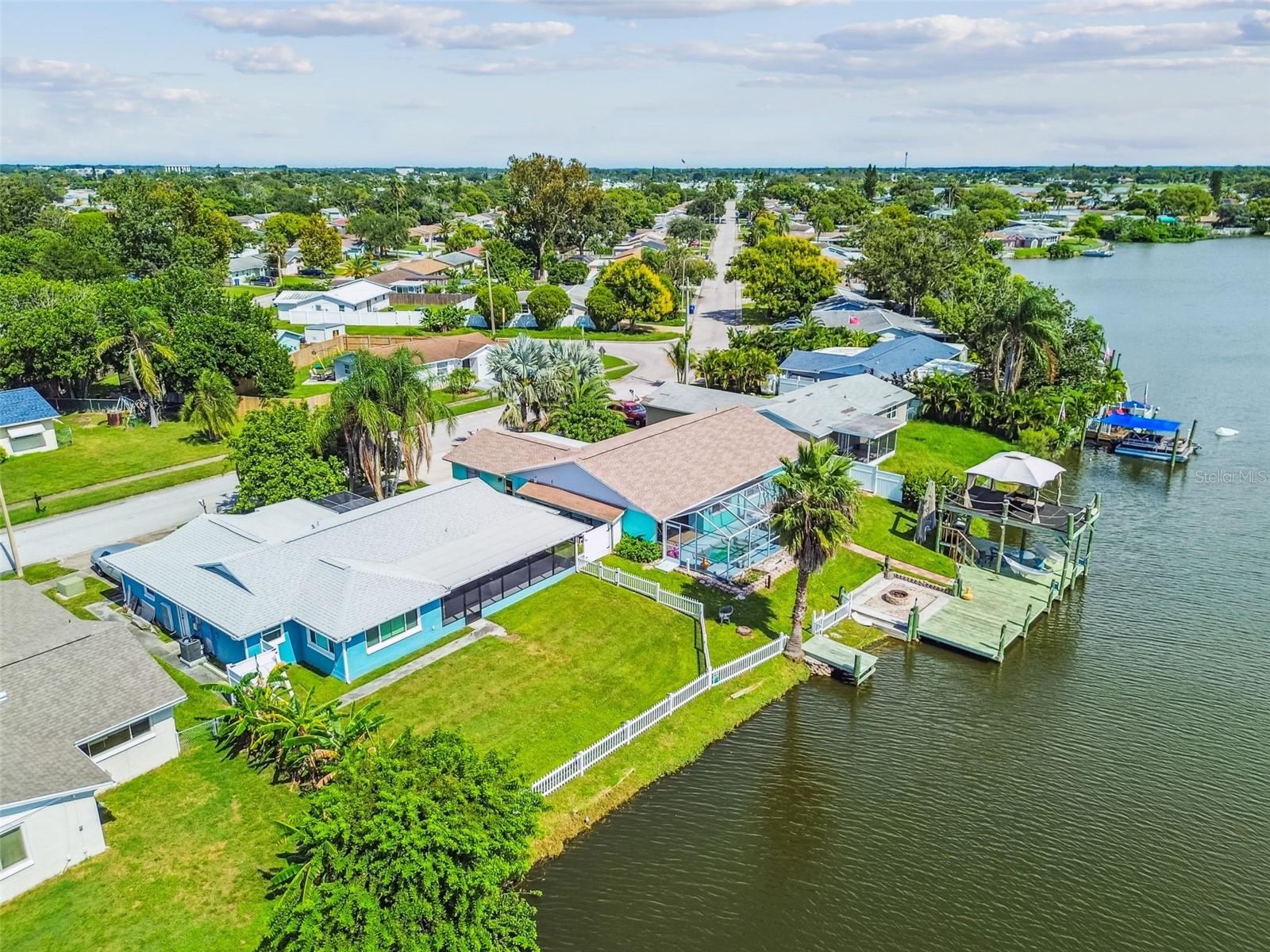 TAHITIAN DEV - Residential