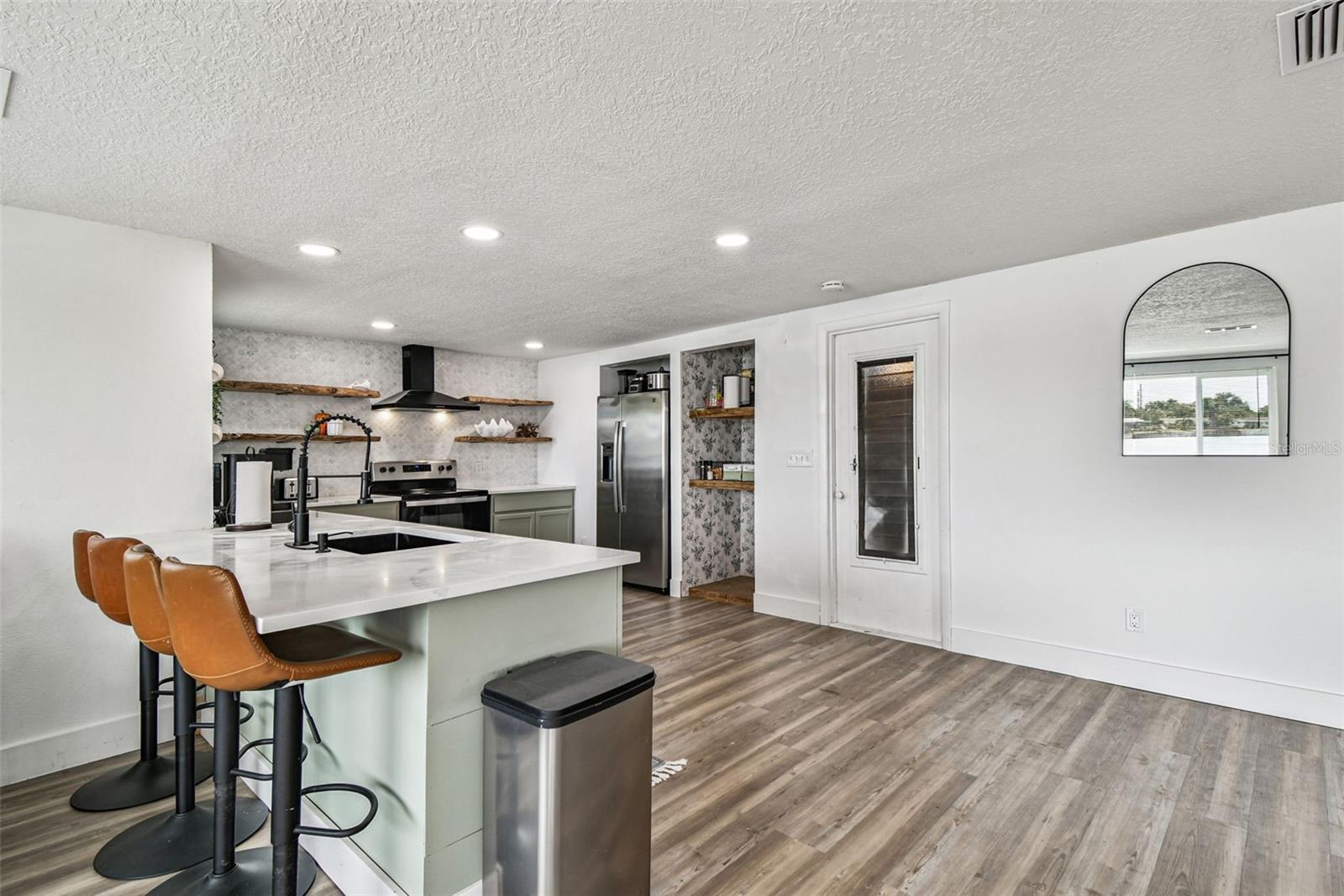 TAHITIAN DEV - Residential