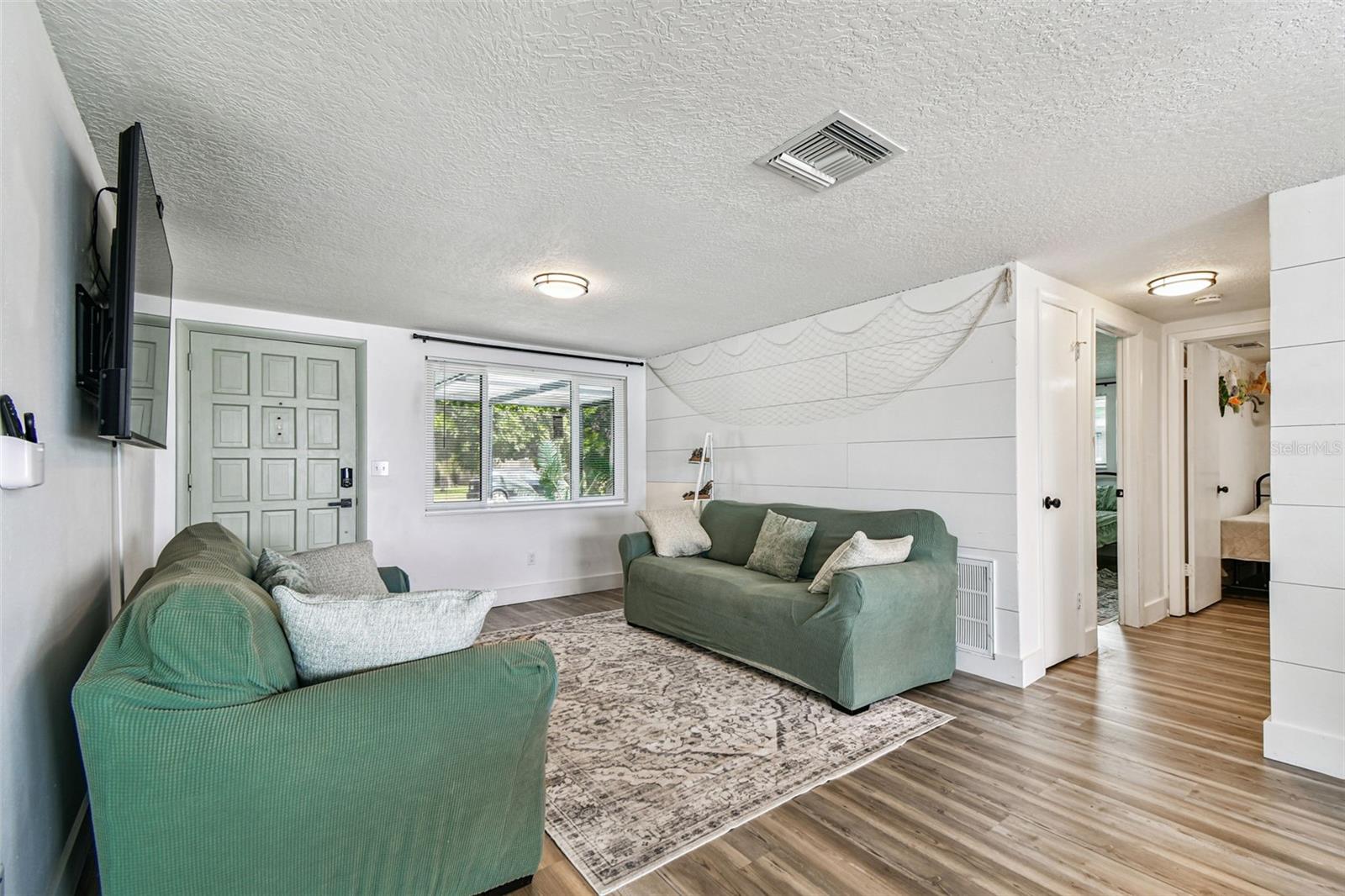 TAHITIAN DEV - Residential