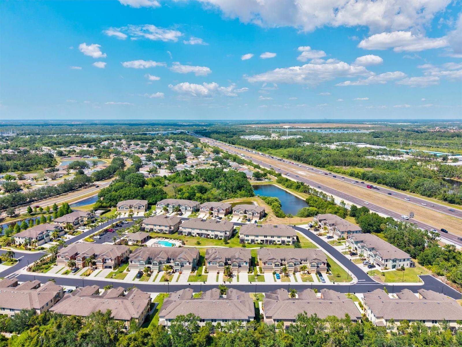 CREEKWOOD TWNHMS - Residential