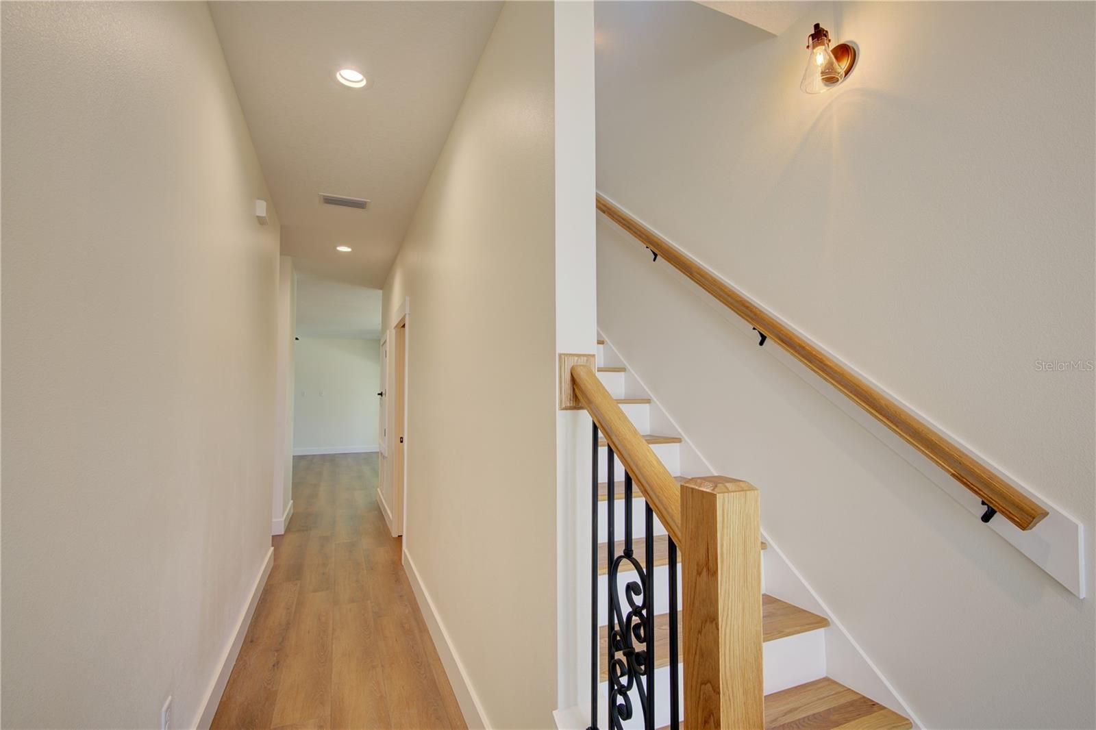 MOUNT DORA UNSER SUB - Residential