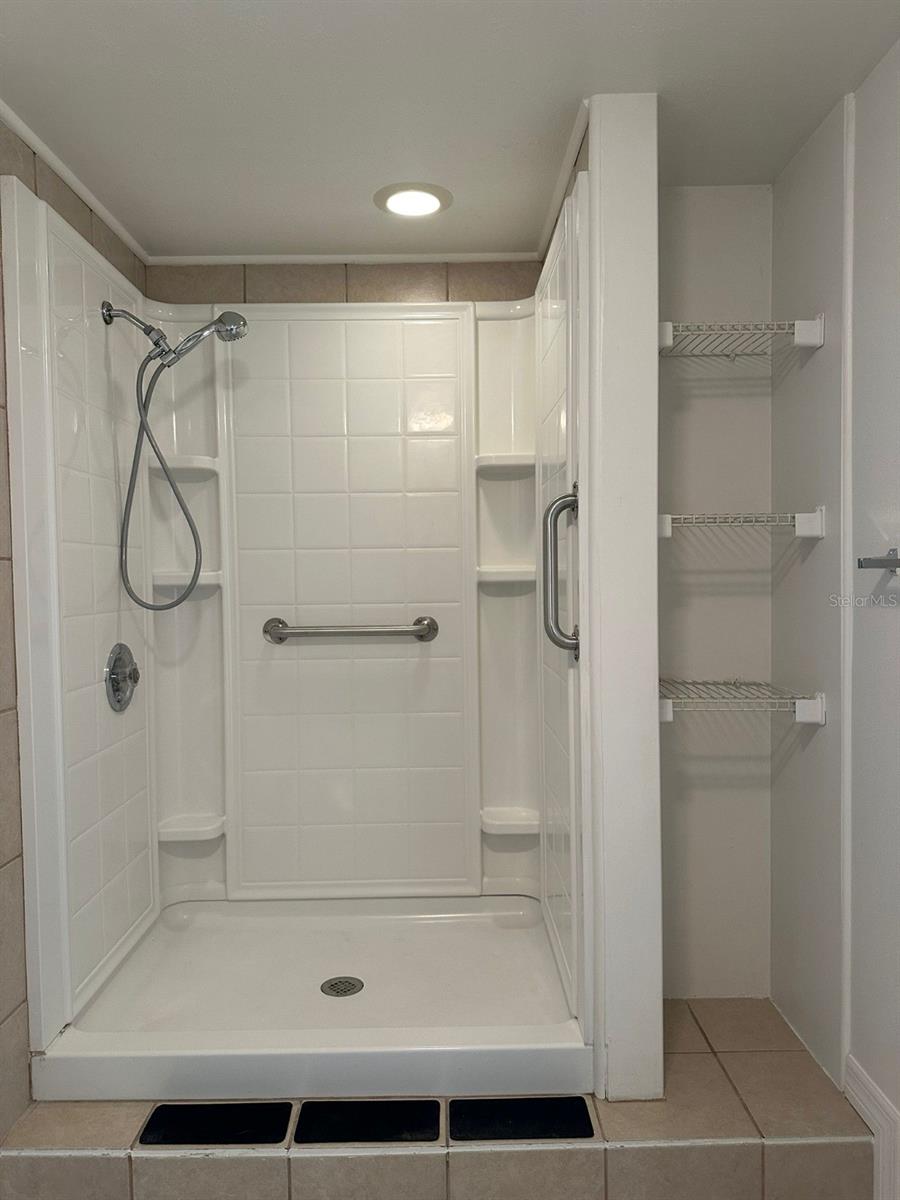 TURNERS J C SUB - Residential