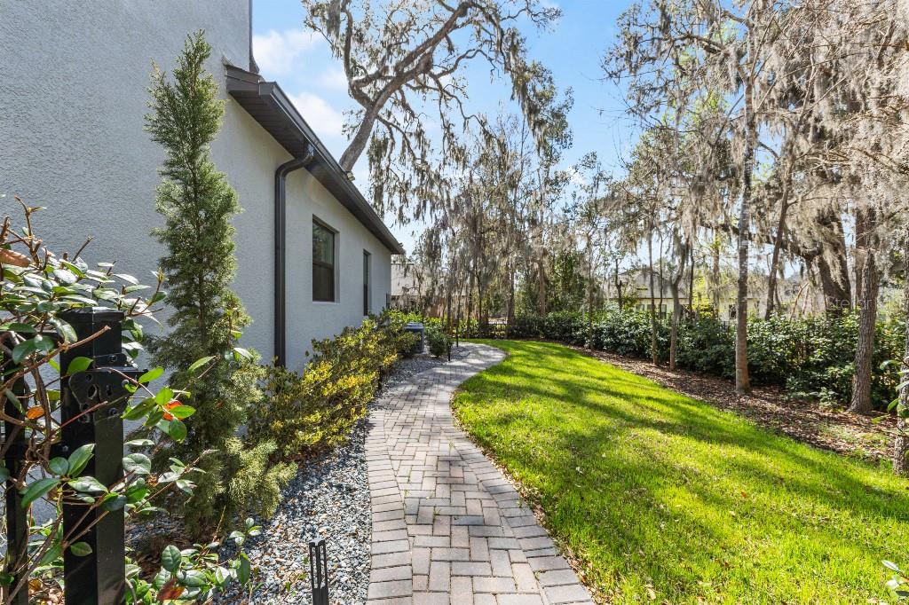 BELLECHASE WILLOWS - Residential