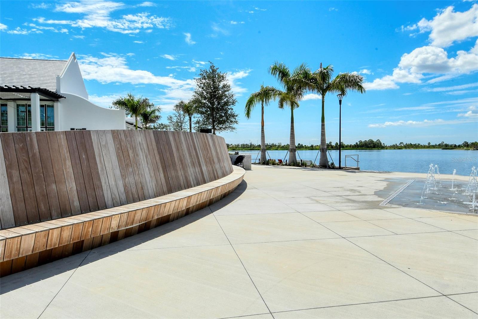 WELLEN PARK GOLF & COUNTRY CLUB - Residential Lease