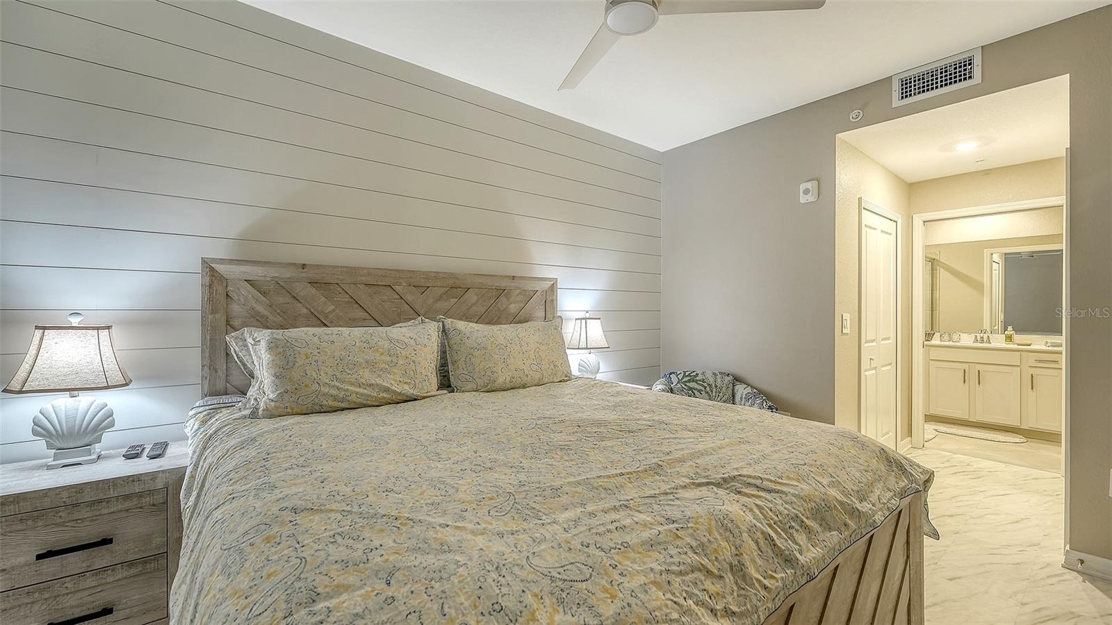 WELLEN PARK GOLF & COUNTRY CLUB - Residential Lease