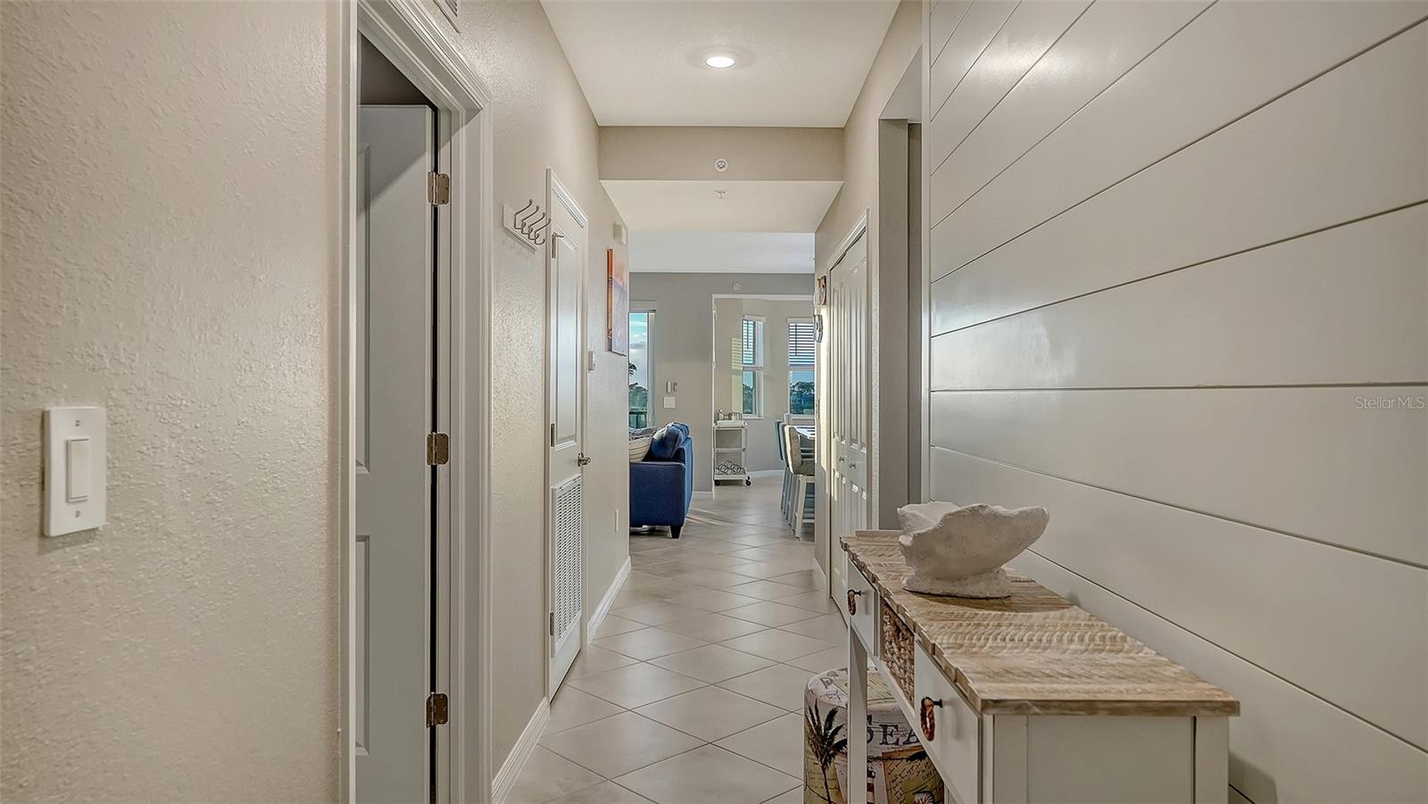 WELLEN PARK GOLF & COUNTRY CLUB - Residential Lease