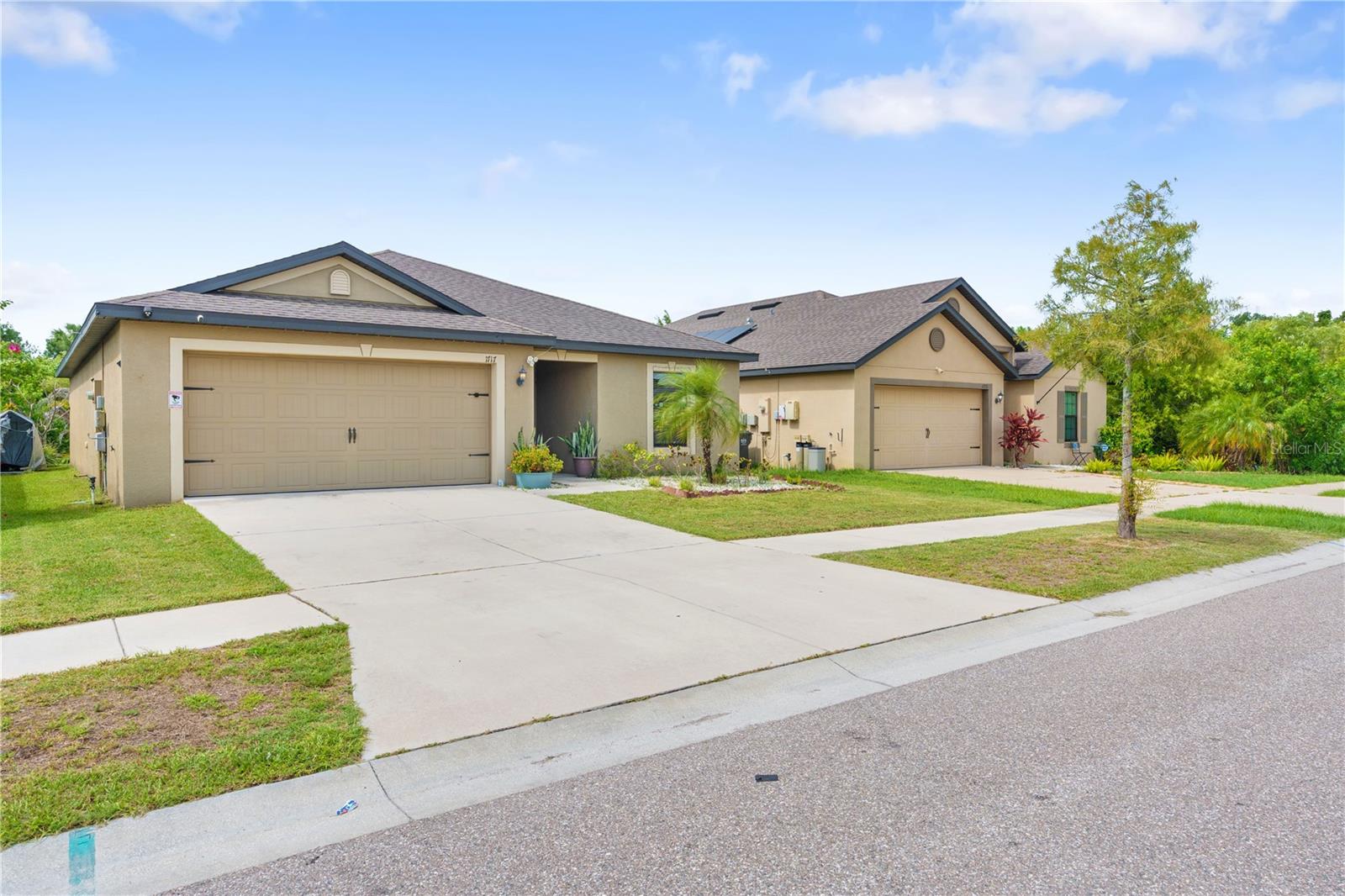 1717 CHATHAM GREEN CIRCLE