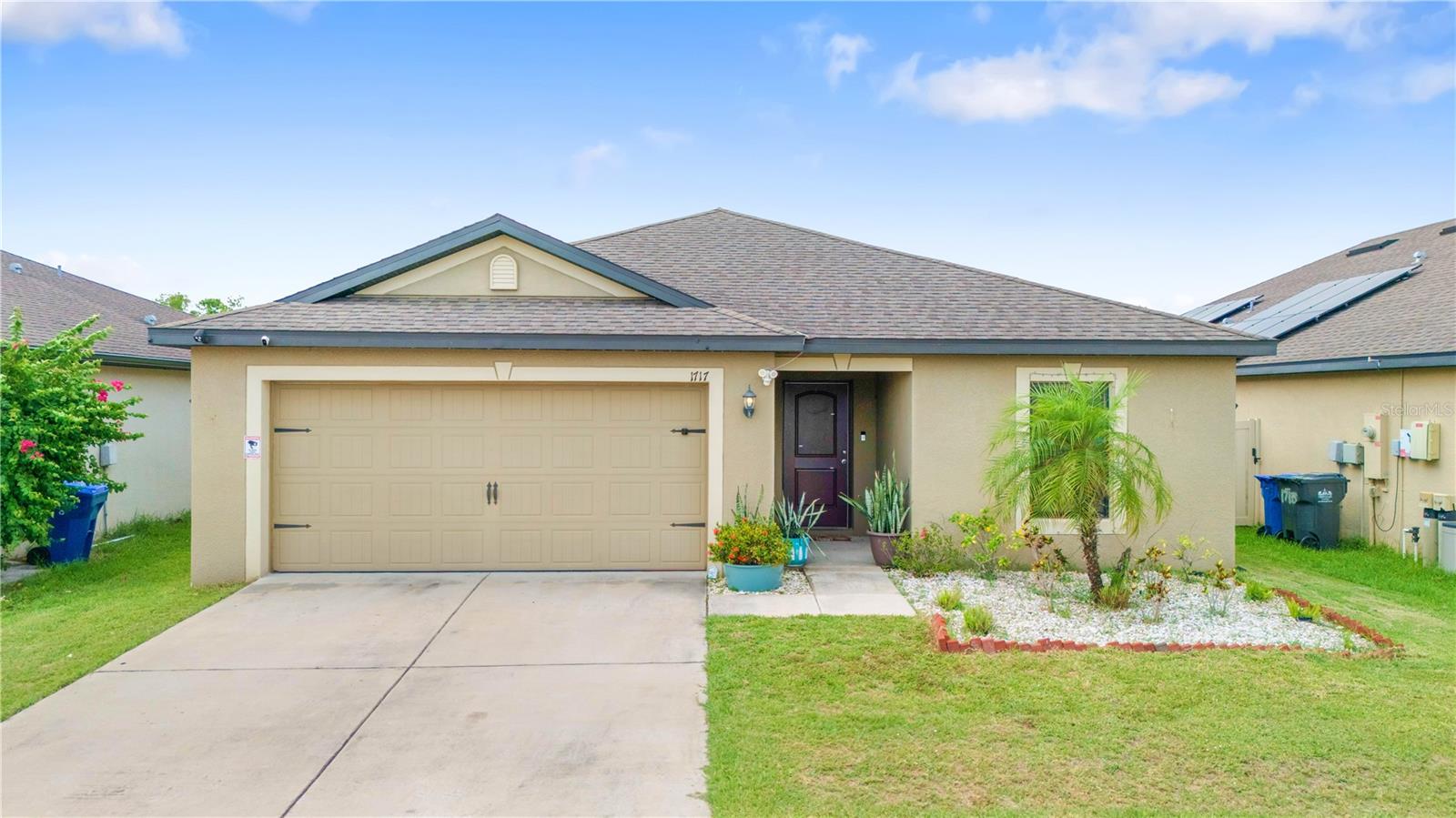 1717 CHATHAM GREEN CIRCLE