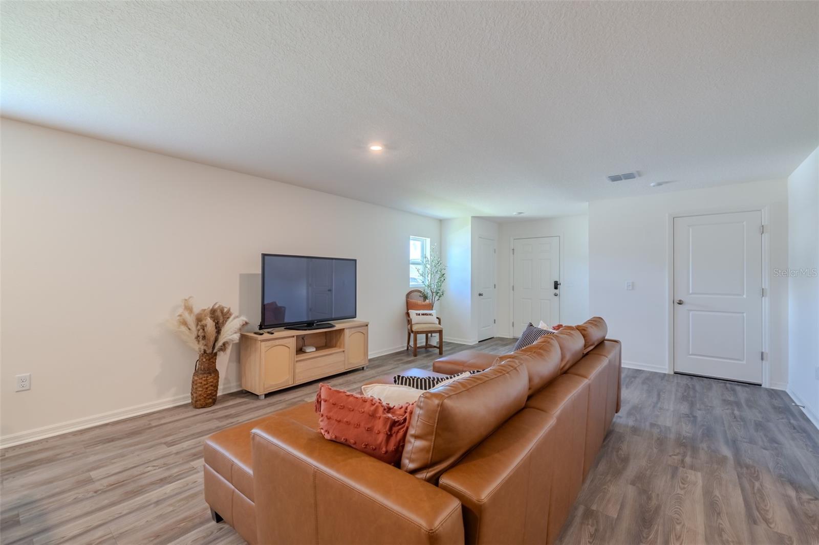 EAGLE HAMMOCK - Residential