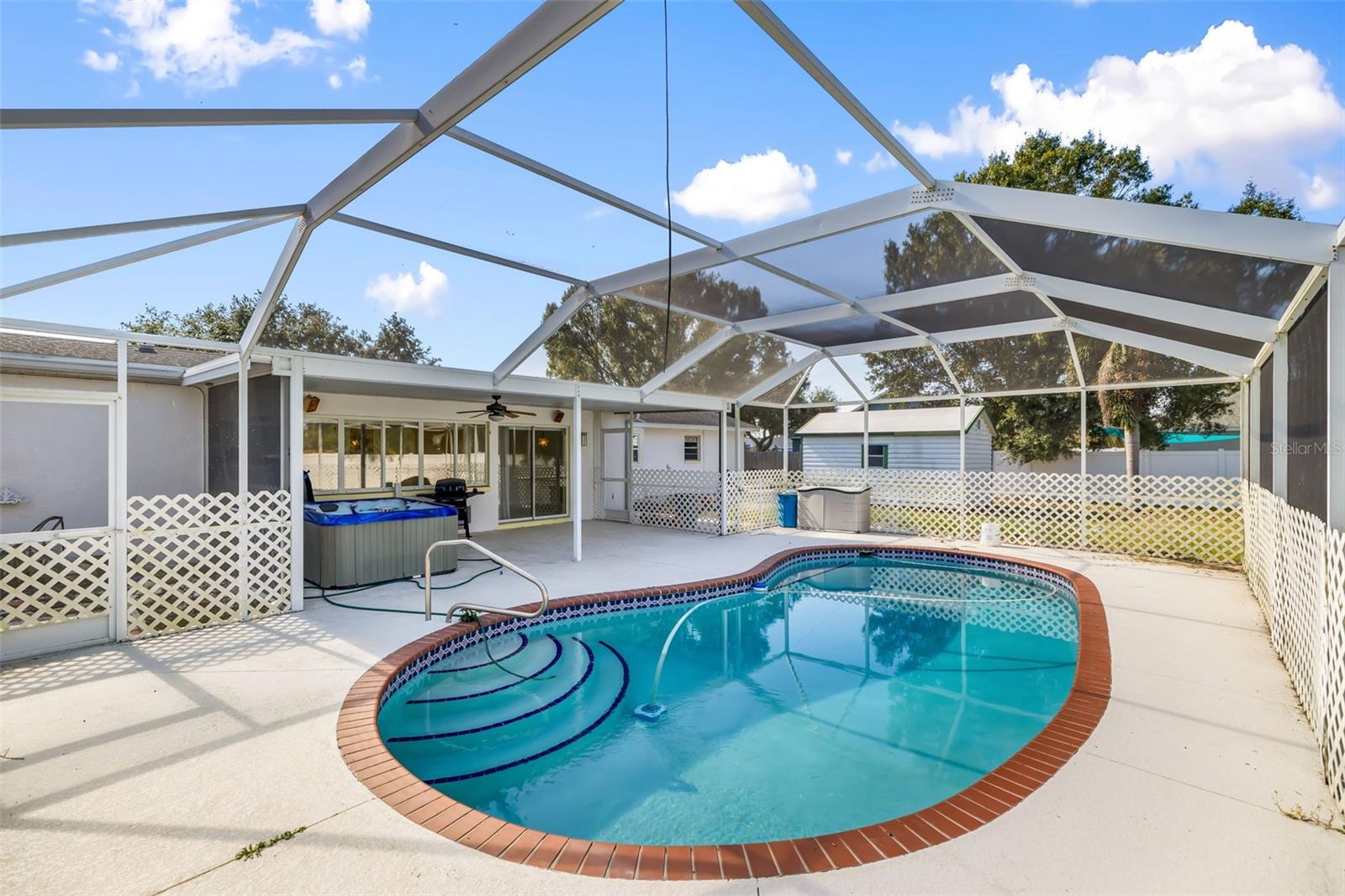 WOODS OF WHITFIELD - Residential