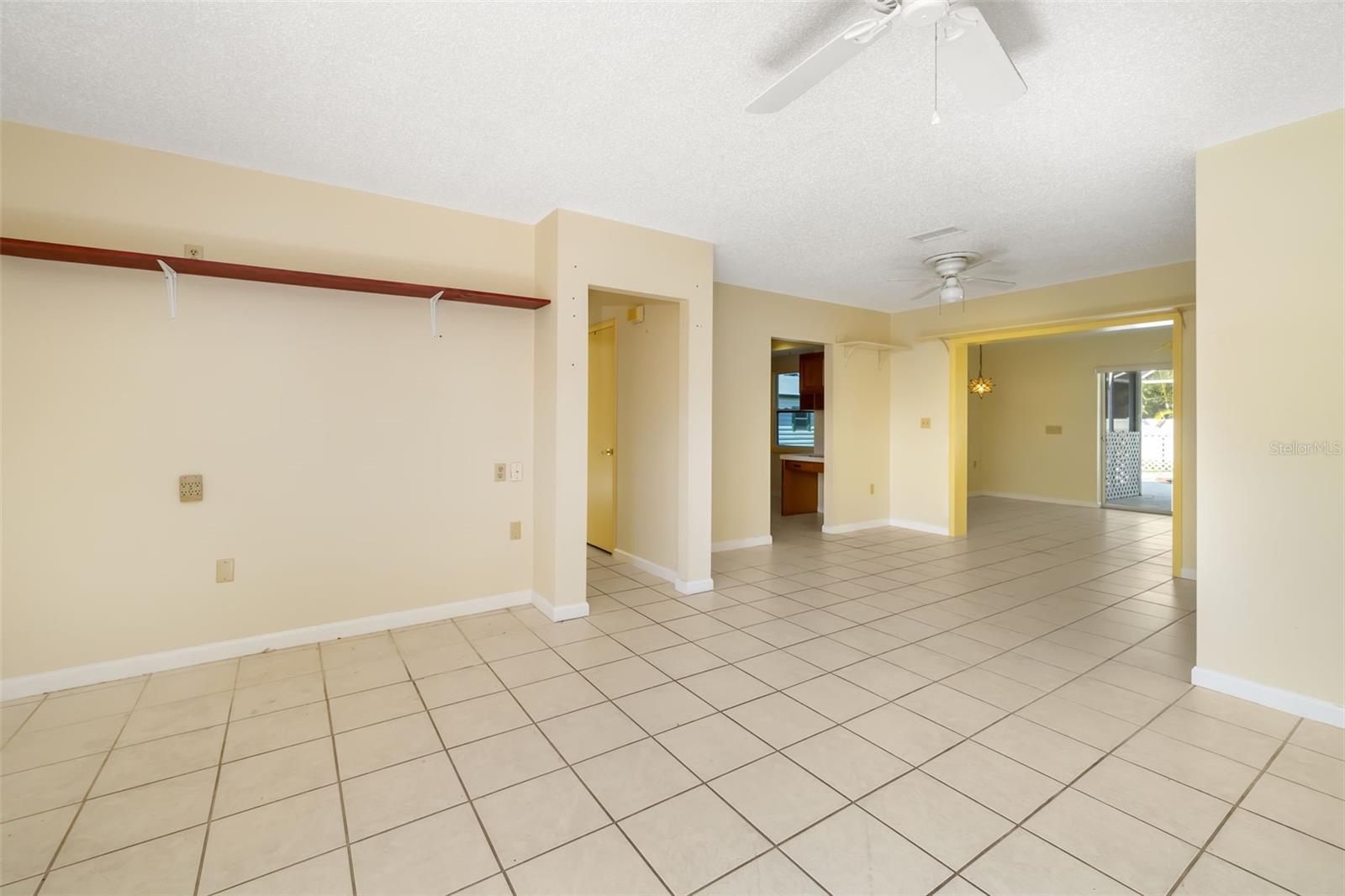 WOODS OF WHITFIELD - Residential