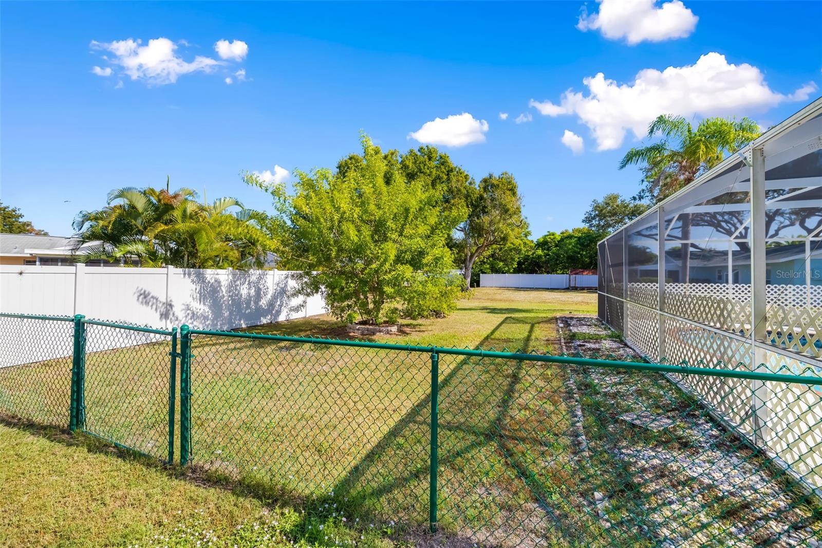 WOODS OF WHITFIELD - Residential