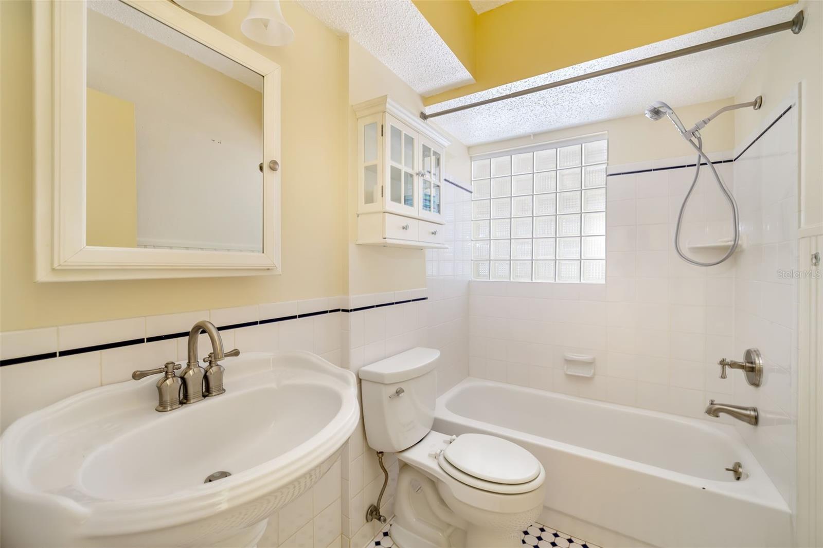 WOODS OF WHITFIELD - Residential