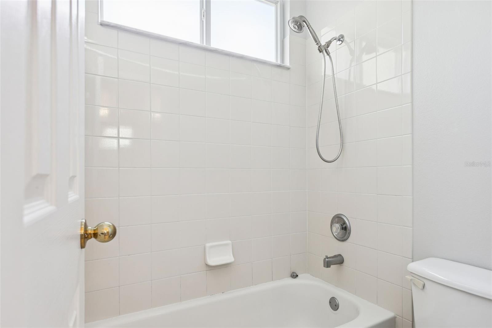 VILLAROSA PH 2 - Residential Lease