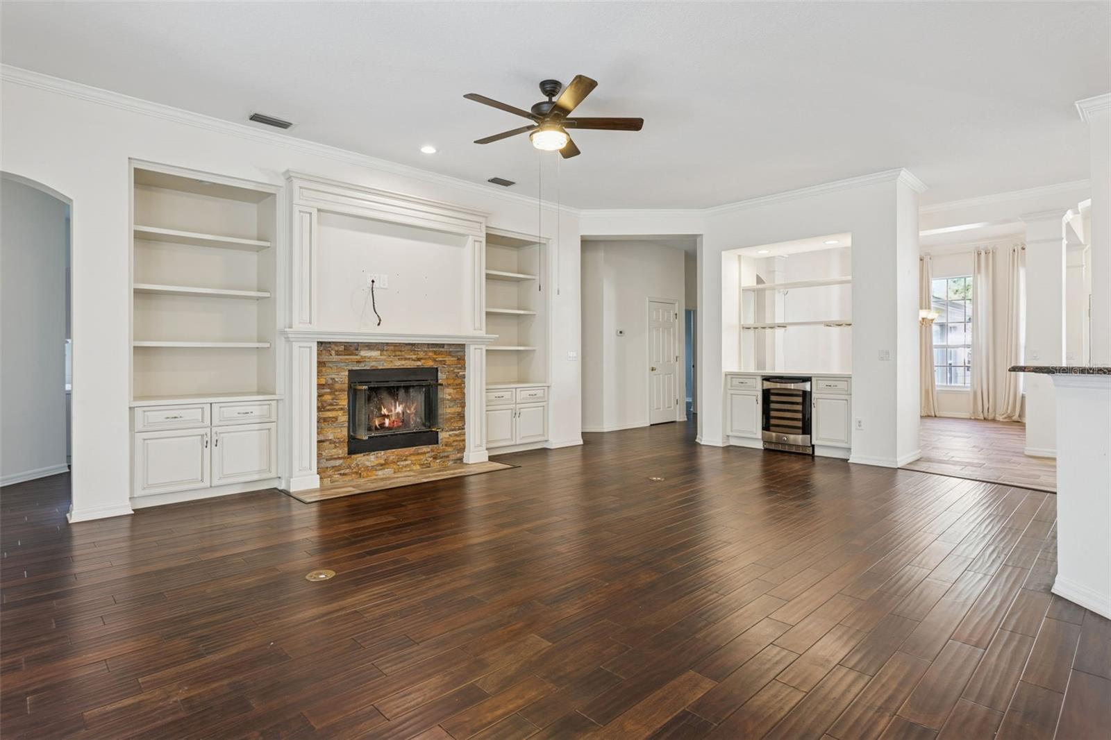 VILLAROSA PH 2 - Residential Lease