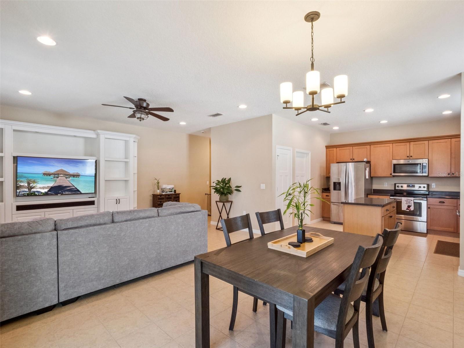 SHINGLE CREEK RESERVE AT THE OAKS PH 5 - Residential