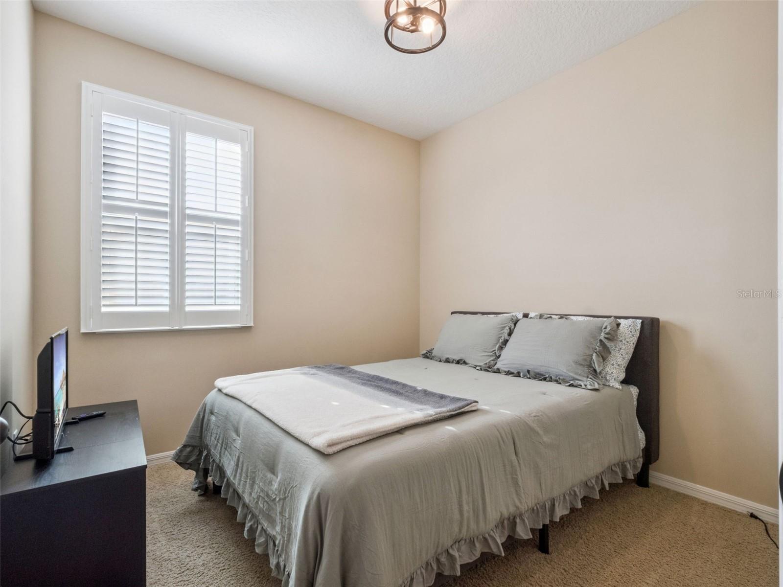 SHINGLE CREEK RESERVE AT THE OAKS PH 5 - Residential